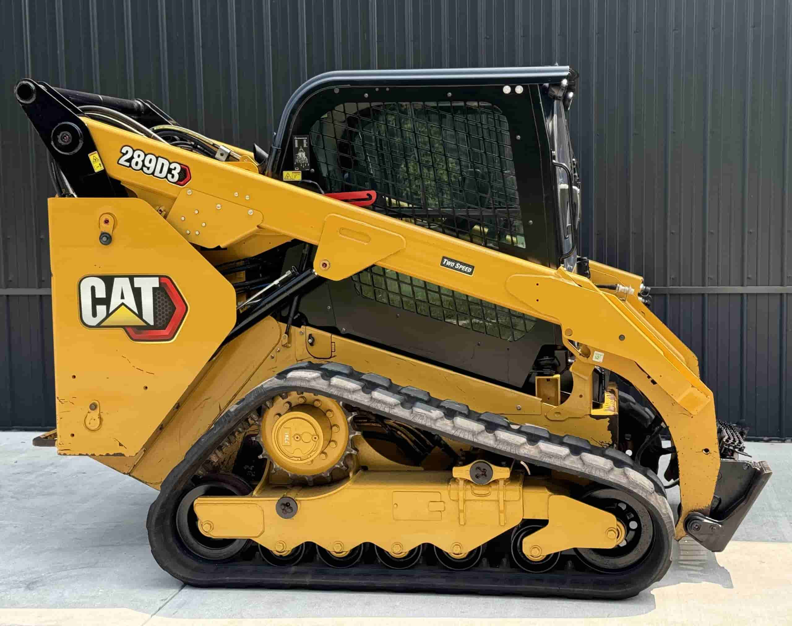 2021 CAT 289D3
